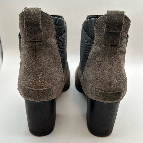 Sorel Addington Waterproof Chelsea Heeled Bootie Gray Leather and Suede size 9 - Picture 7 of 11
